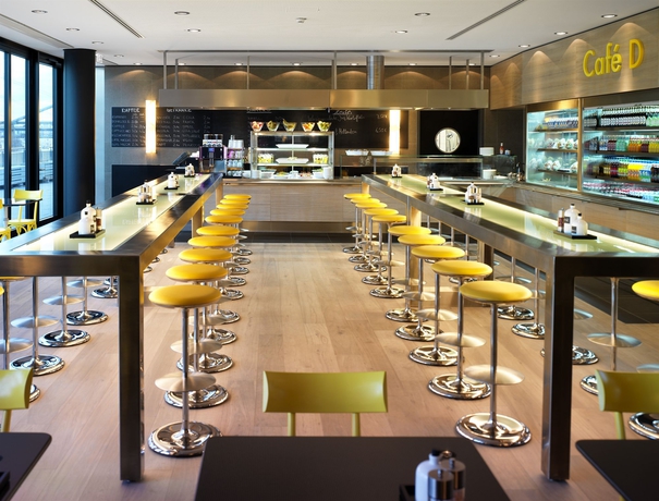 Imagen del bar/restaurante del Hotel Hyatt Regency Düsseldorf. Foto 4