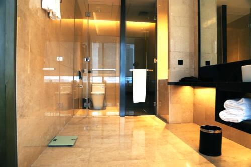 Imagen de la habitación del Hotel Hyatt Regency Fuzhou Cangshan. Foto 9