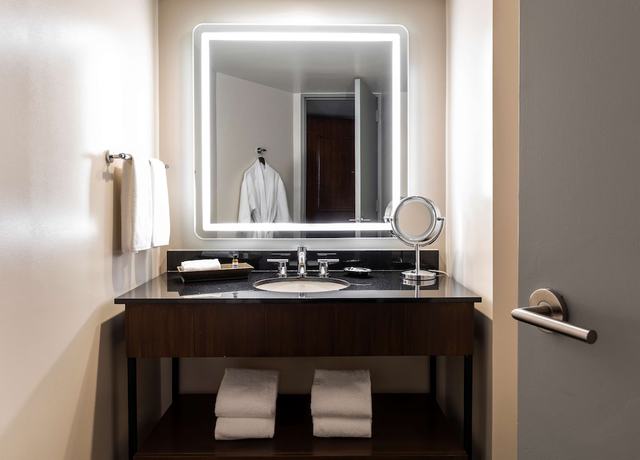 Imagen de la habitación del Hotel Hyatt Regency Houston Downtown. Foto 6