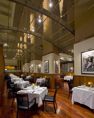 Imagen del bar/restaurante del Hotel Hyatt Regency Houston. Foto 4