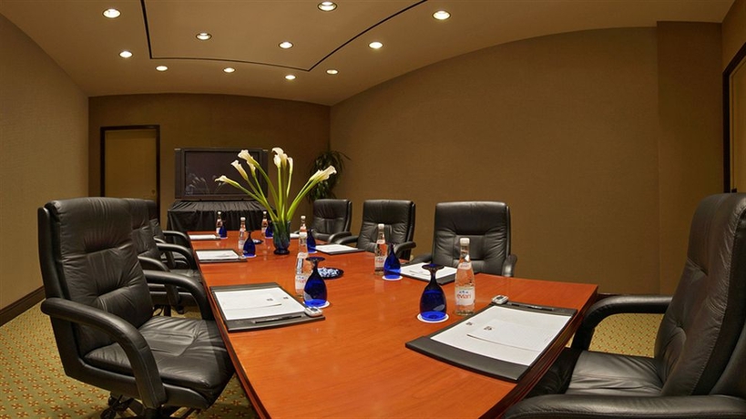 Imagen de los interiores del Hotel Hyatt Regency Houston West. Foto 8