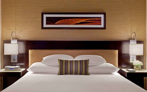 Imagen de la habitación del Hotel Hyatt Regency Indianapolis. Foto 5