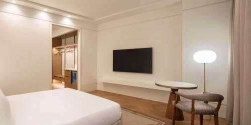 Imagen de la habitación del Hotel Hyatt Regency Izmir IstinyePark. Foto 16