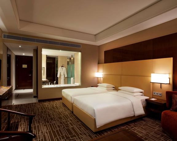 Imagen de la habitación del Hotel Hyatt Regency Jinan. Foto 9