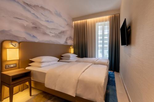 Imagen de la habitación del Hotel Hyatt Regency Kotor Bay Resort. Foto 17