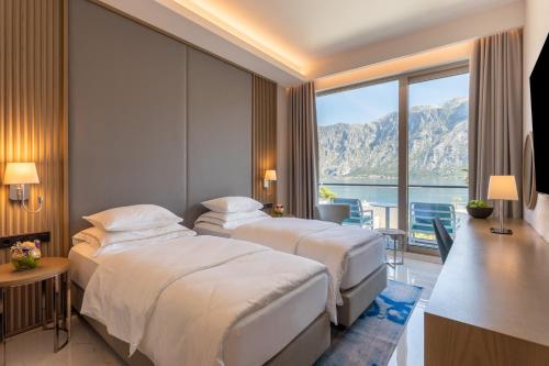 Imagen de la habitación del Hotel Hyatt Regency Kotor Bay Resort. Foto 18