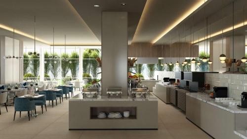 Imagen del bar/restaurante del Hotel Hyatt Regency Kotor Bay Resort. Foto 10