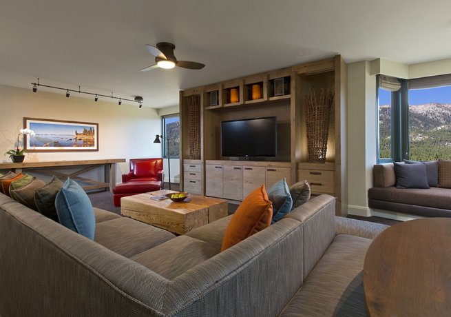 Imagen de la habitación del Hotel Hyatt Regency Lake Tahoe Resort, Spa and Casino. Foto 6