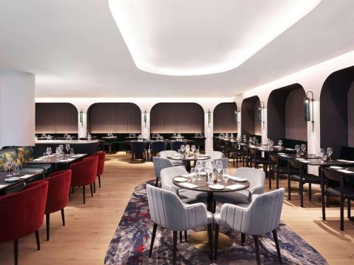 Imagen del bar/restaurante del Hotel Hyatt Regency London Stratford. Foto 6