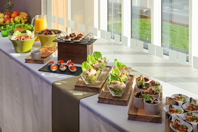 Imagen del bar/restaurante del Hotel Hyatt Regency London Stratford. Foto 6