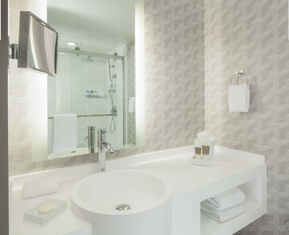 Imagen de la habitación del Hotel Hyatt Regency Los Angeles International Airport. Foto 10