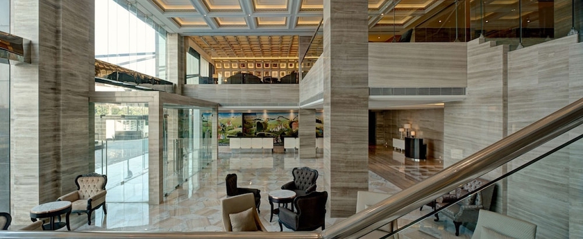 Imagen de los interiores del Hotel Hyatt Regency Ludhiana. Foto 16
