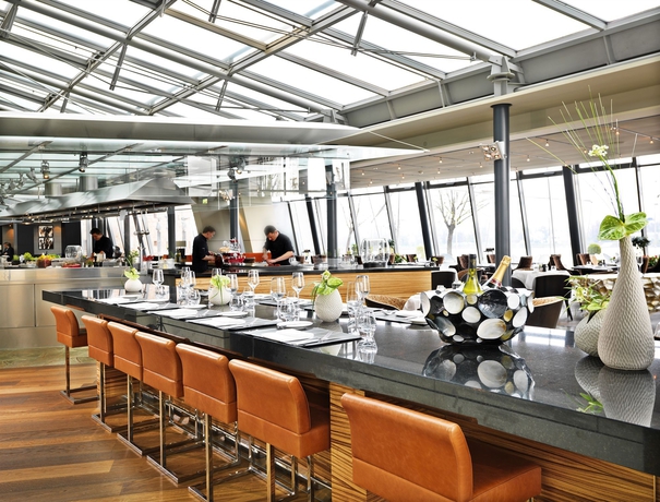 Imagen del bar/restaurante del Hotel Hyatt Regency Mainz. Foto 4