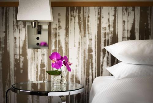 Imagen de la habitación del Hotel Hyatt Regency Mainz. Foto 19