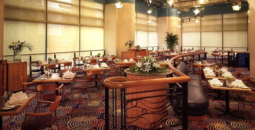 Imagen del bar/restaurante del Hotel Hyatt Regency Metropolitan Chongqing, Chongqing. Foto 3