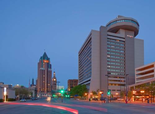 Imagen de la habitación del Hotel Hyatt Regency Milwaukee. Foto 2