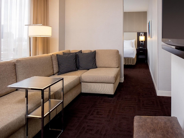 Imagen de la habitación del Hotel Hyatt Regency New Orleans. Foto 6