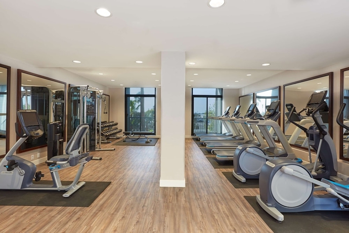 Imagen de los interiores del Hotel Hyatt Regency Newport Beach West. Foto 16