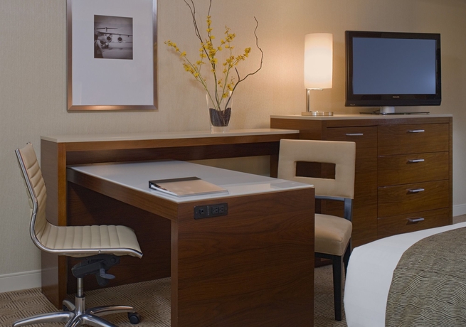 Imagen de la habitación del Hotel Hyatt Regency O'hare Chicago. Foto 8