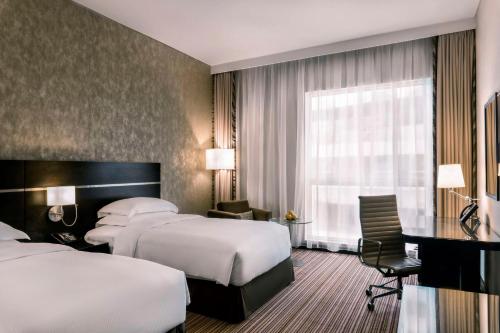 Imagen de la habitación del Hotel Hyatt Regency Oryx Doha. Foto 15