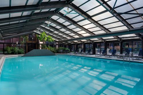 Imagen de la piscina del Hotel Hyatt Regency Princeton. Foto 10