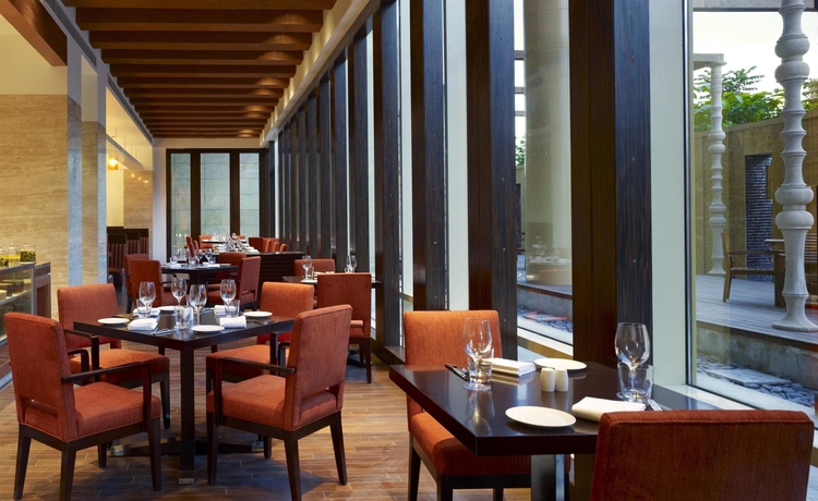 Imagen del bar/restaurante del Hotel Hyatt Regency Pune and Residences. Foto 2