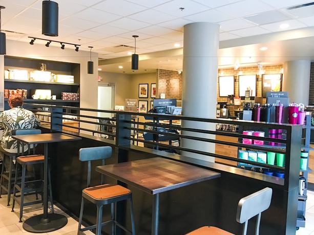 Imagen del bar/restaurante del Hotel Hyatt Regency Rochester. Foto 3