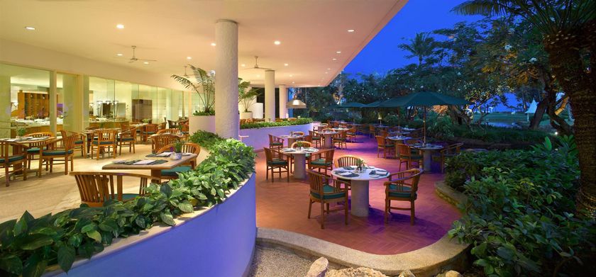 Imagen de los interiores del Hotel Hyatt Regency Saipan. Foto 12