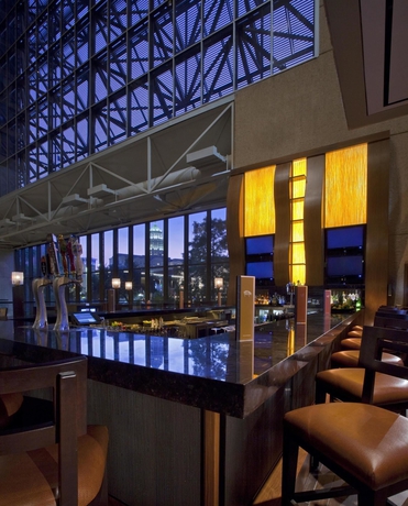 Imagen del bar/restaurante del Hotel Hyatt Regency San Antonio Riverwalk. Foto 8