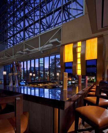 Imagen del bar/restaurante del Hotel Hyatt Regency San Antonio Riverwalk. Foto 5