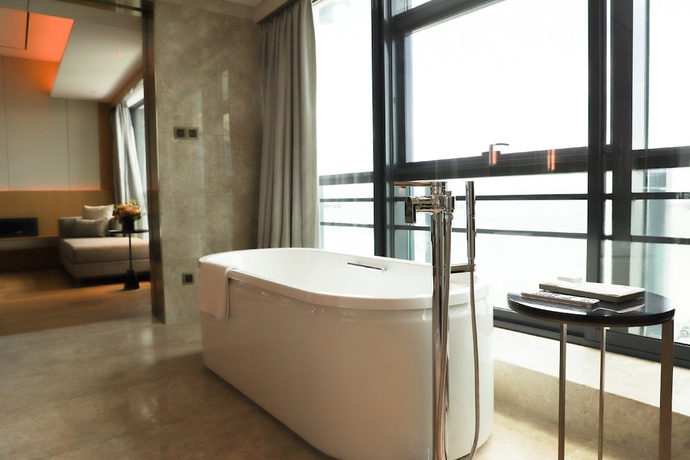 Imagen de la habitación del Hotel Hyatt Regency Shenzhen Airport. Foto 15