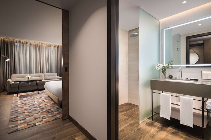 Imagen de la habitación del Hotel Hyatt Regency Sofia. Foto 16