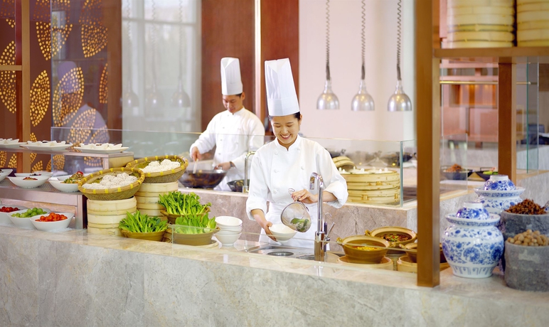 Imagen del bar/restaurante del Hotel Hyatt Regency Tianjin East. Foto 4