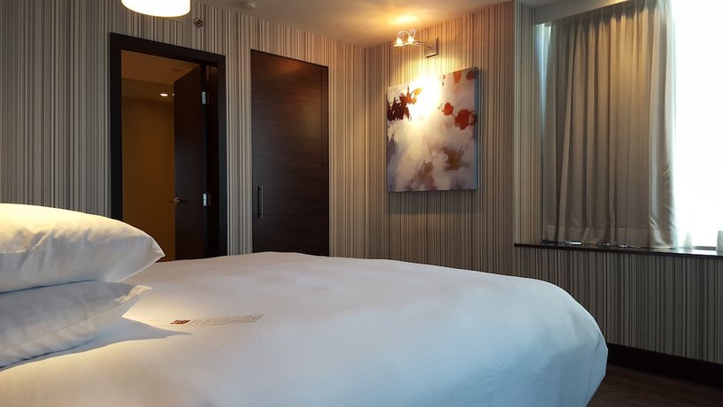Imagen de la habitación del Hotel Hyatt Regency Toronto. Foto 8