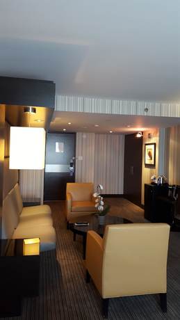 Imagen de la habitación del Hotel Hyatt Regency Toronto. Foto 12