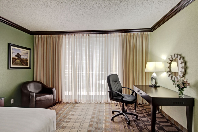 Imagen de los interiores del Hotel Hyatt Regency Tulsa Downtown. Foto 10