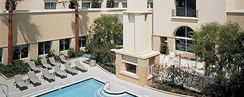 Imagen de la piscina del Hotel Hyatt Regency Valencia. Foto 15