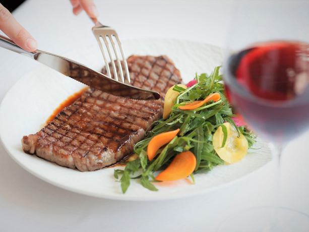 Imagen del bar/restaurante del Hotel Hyatt Regency Yokohama. Foto 4