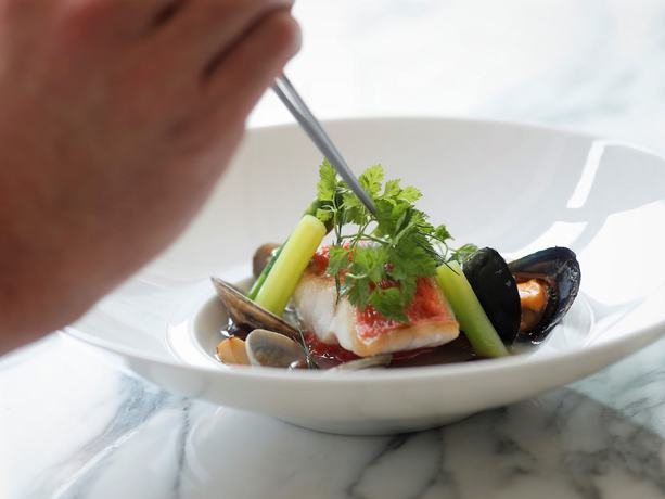 Imagen del bar/restaurante del Hotel Hyatt Regency Yokohama. Foto 7