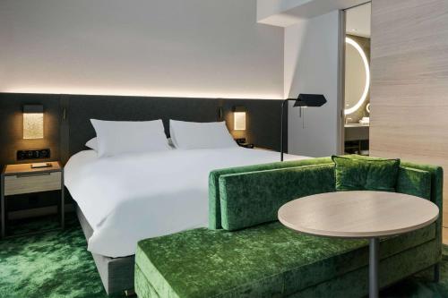 Imagen de la habitación del Hotel Hyatt Regency Zurich Airport The Circle. Foto 12