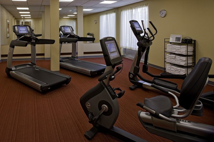 Imagen de los interiores del Hotel Hyatt Select Richmond / Chester. Foto 17