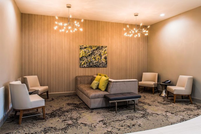 Imagen de los interiores del Hotel Hyatt Select Valdosta. Foto 18