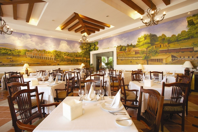 Imagen del bar/restaurante del Hotel Hyatt Vivid Playa Del Carmen All-Inclusive Adult Only Resort. Foto 7