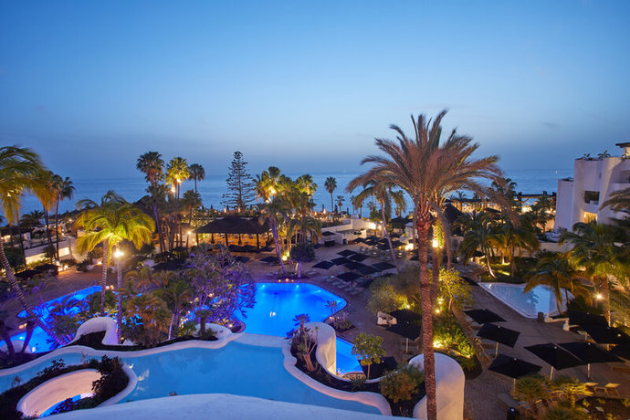 Imagen de los exteriores del Hotel Hyatt Ziva Jard&iacute;n Tropical Tenerife. Foto 17