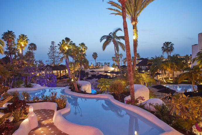 Imagen de los exteriores del Hotel Hyatt Ziva Jard&iacute;n Tropical Tenerife. Foto 18