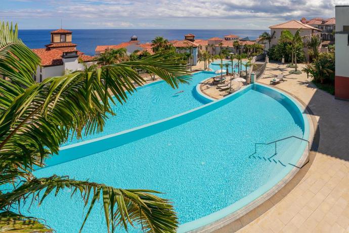 Imagen de la piscina del Hotel Hyatt Ziva Madeira. Foto 19