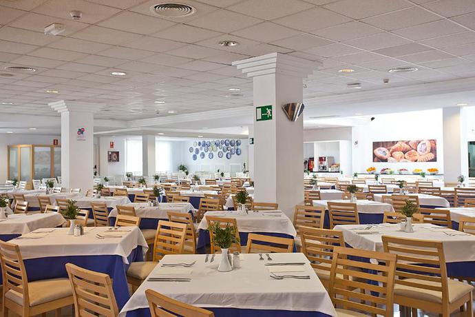 Imagen del bar/restaurante del Hotel Hyb Eurocalas Water Park. Foto 3