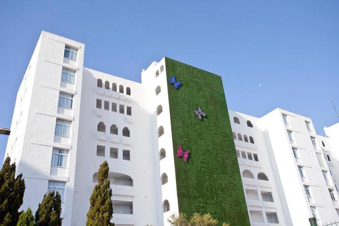 Imagen de los exteriores del Hotel Hyb Eurocalas Water Park. Foto 8