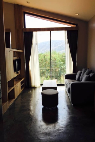 Imagen de los interiores del Hotel Hyde 198 Homeresort. Foto 16