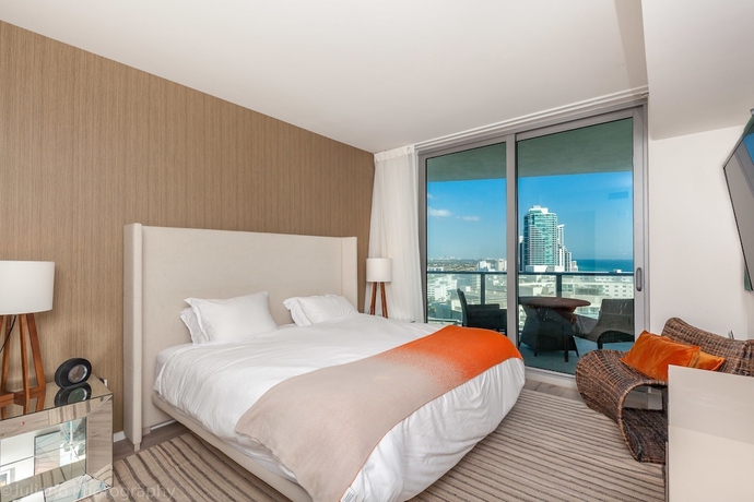 Imagen general del Hotel Hyde Beach Condos by Ammos VR. Foto 1